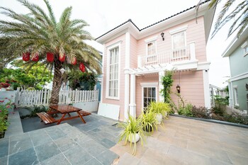 chang luxury villa beach view