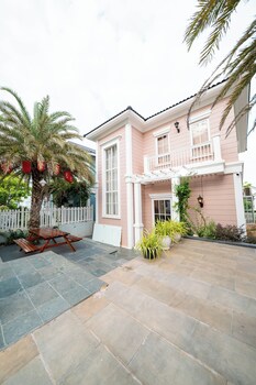 chang luxury villa beach view
