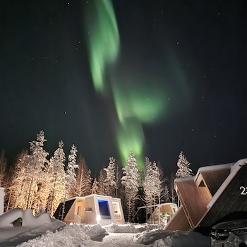 lapland glow chalets