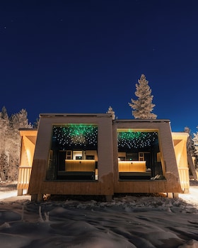 lapland glow chalets