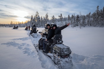 lapland glow chalets
