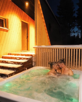lapland glow chalets