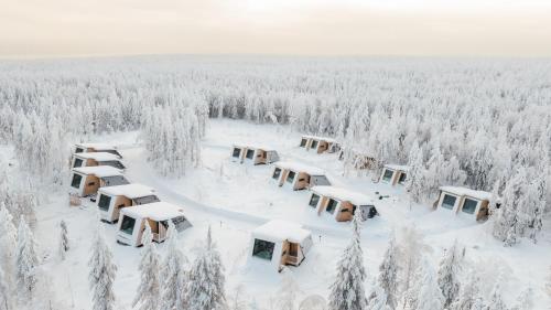 lapland glow chalets