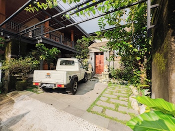 puri pudak pondong sari villa