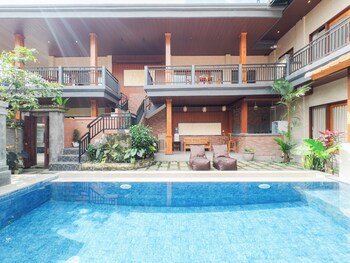 puri pudak pondong sari villa
