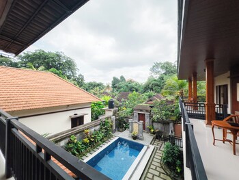 puri pudak pondong sari villa