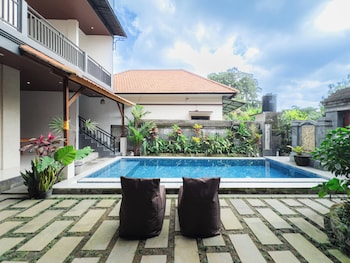 puri pudak pondong sari villa
