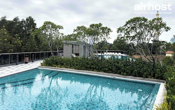 Met1 Residences Mont Kiara By Airhost,,3 star