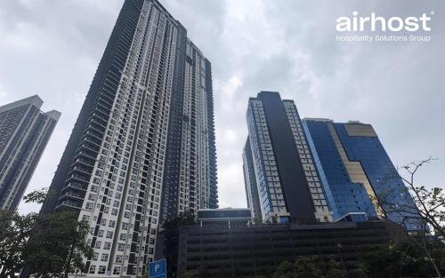 met1 residences mont kiara by airhost