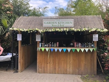 Greyhound Inn Freehouse,,3 star