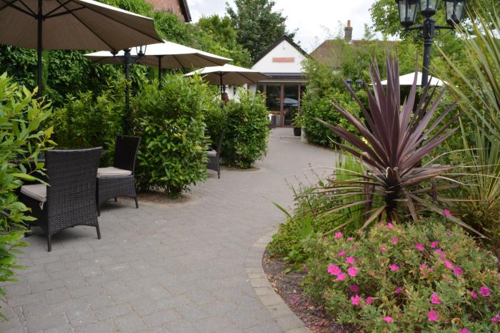 greyhound inn freehouse
