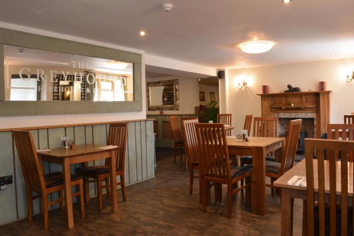 greyhound inn freehouse