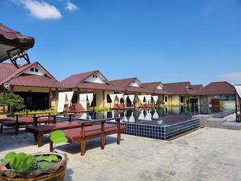 bu gaan sukhothai village