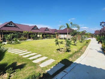bu gaan sukhothai village