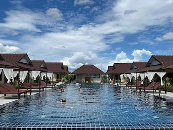 Bu-Gaan Sukhothai Village,,3 star