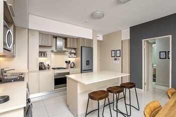 serviced apartment collection rosebank