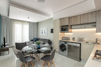 serviced apartment collection rosebank