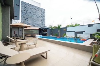 greyfield hotel and apartments