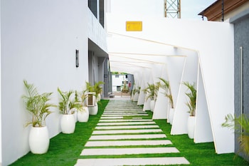 greyfield hotel and apartments