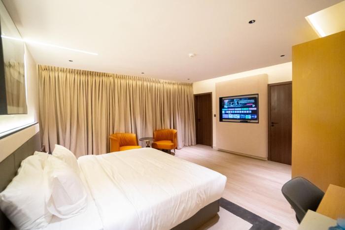 greyfield hotel and apartments