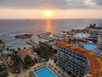 wave 515 getaway chalet at sawary resort batroun