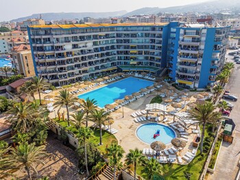wave 515 getaway chalet at sawary resort batroun