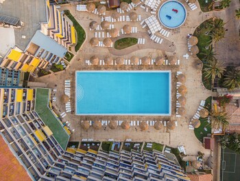 Wave 515 - Getaway Chalet At Sawary Resort Batroun,,4 star