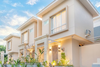 azura villas nusa dua bali