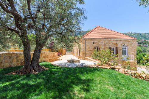 lauberge de douma full house in batroun