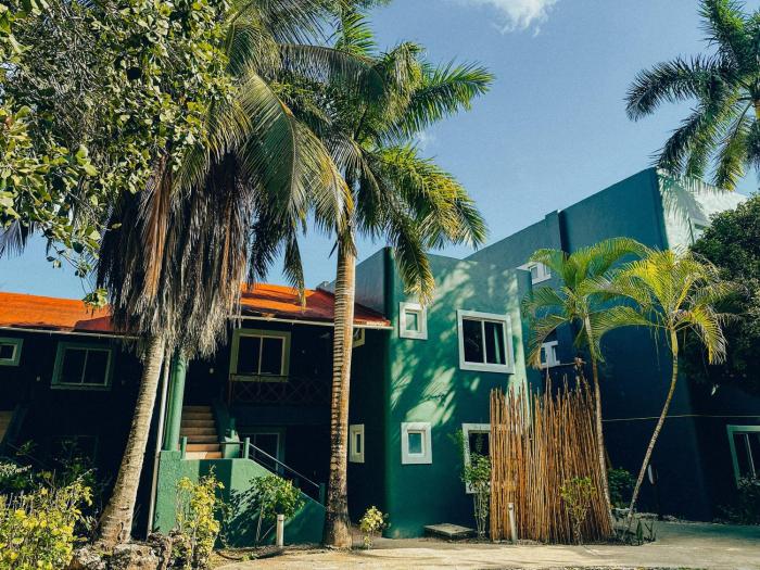 viajero bacalar hostel