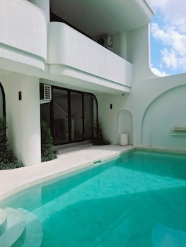 Novo Villa Canggu,,3 star