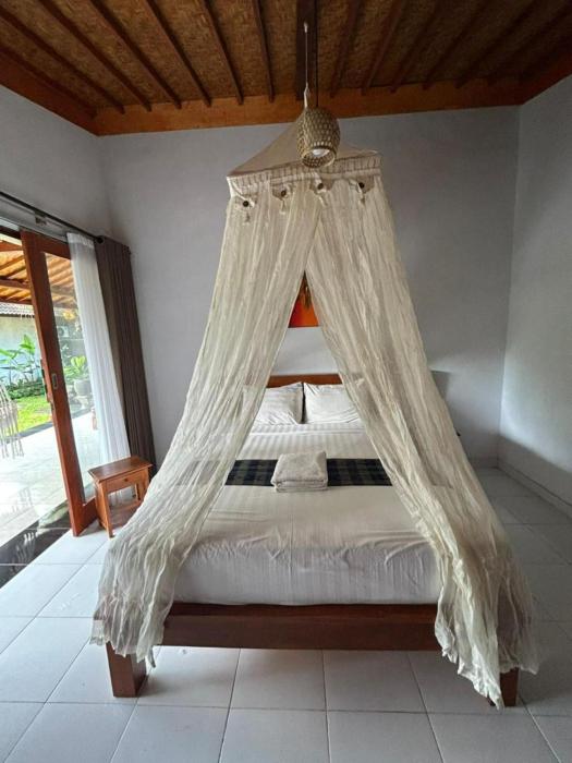 pondok sayan homestay