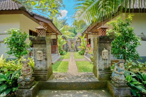 pondok sayan homestay
