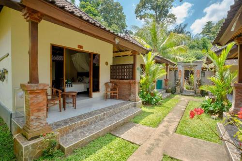 pondok sayan homestay