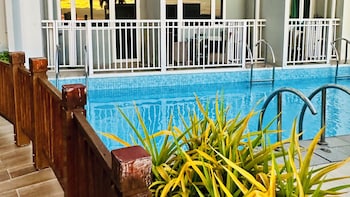 Hotel Near Airport Mall Of Asia Picc Wtc,,5 star