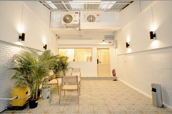 The Ostel Hostel Bangkok,,2 star
