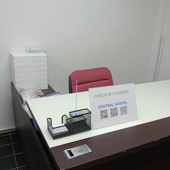 central hostel hostel and coworking