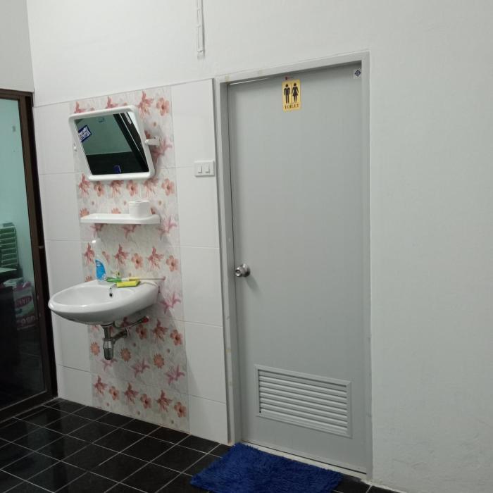 central hostel hostel and coworking