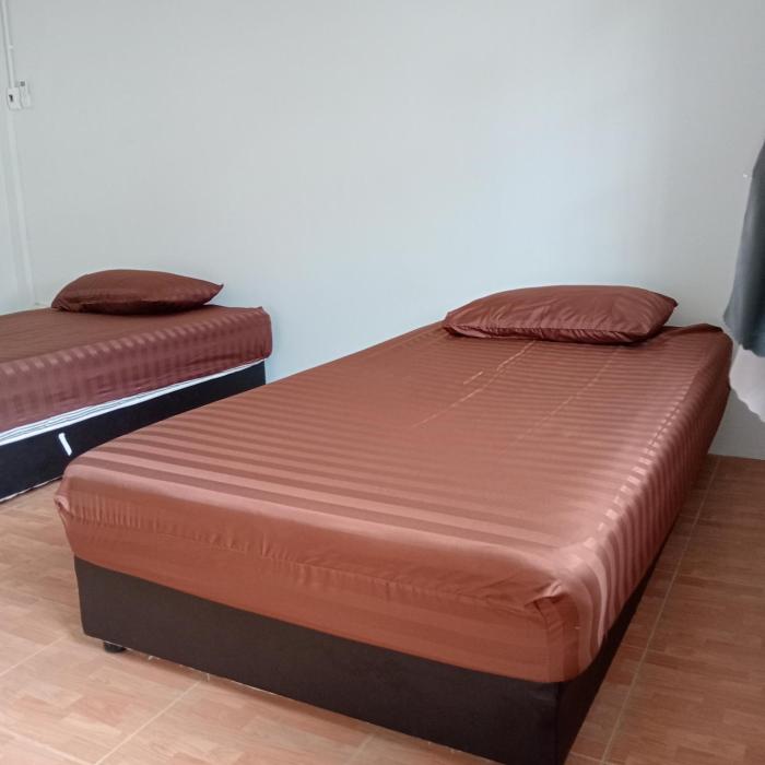 central hostel hostel and coworking