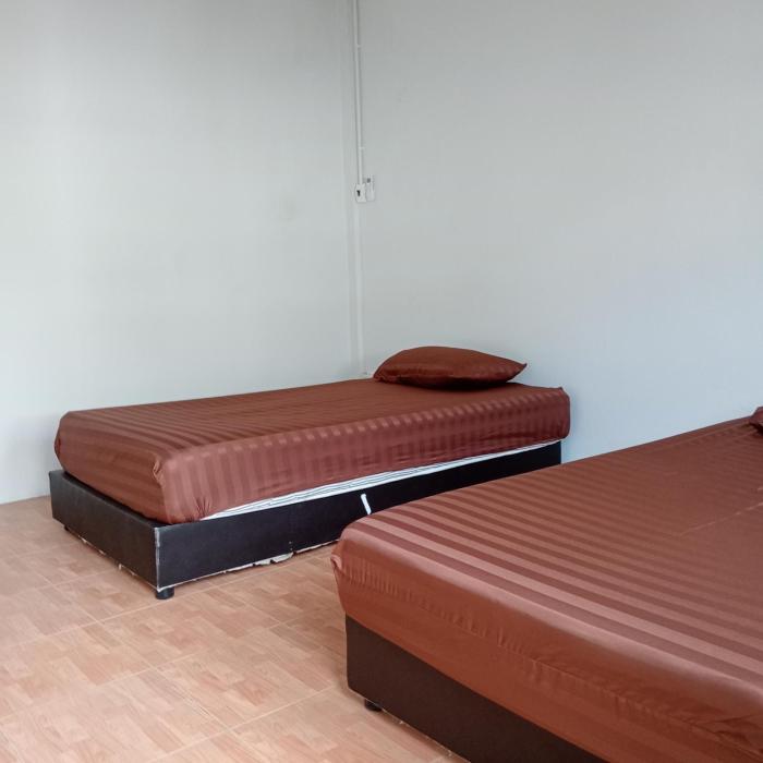 central hostel hostel and coworking