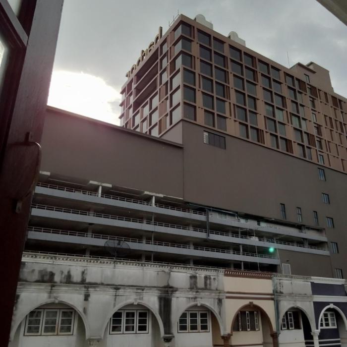 central hostel hostel and coworking