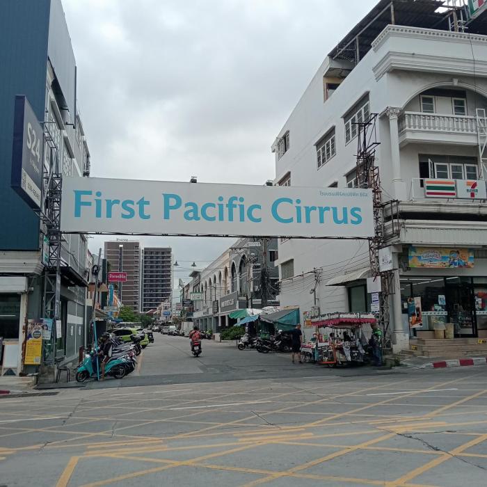 central hostel hostel and coworking
