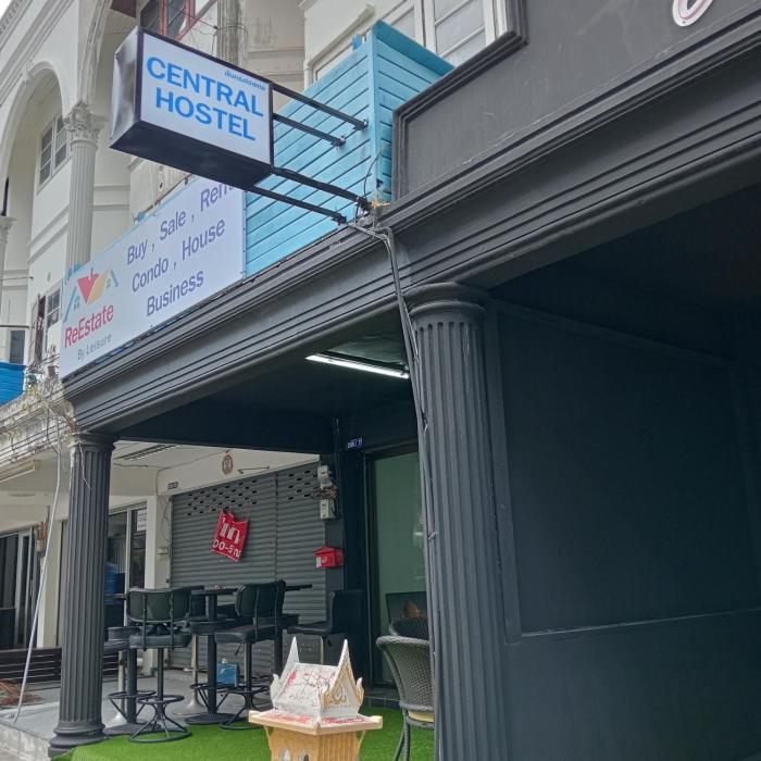 central hostel hostel and coworking