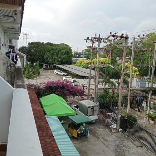 central hostel hostel and coworking