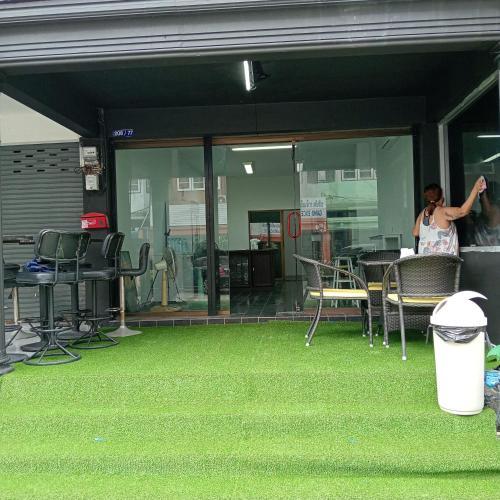central hostel hostel and coworking