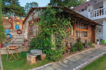 stone heritage mukteshwar
