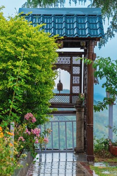 stone heritage mukteshwar