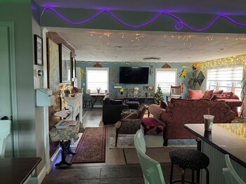 pine tree trail lodge