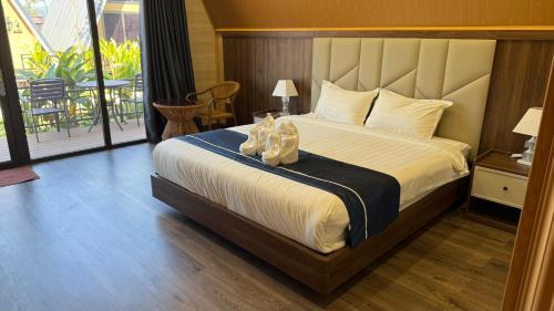 nature resort vangvieng