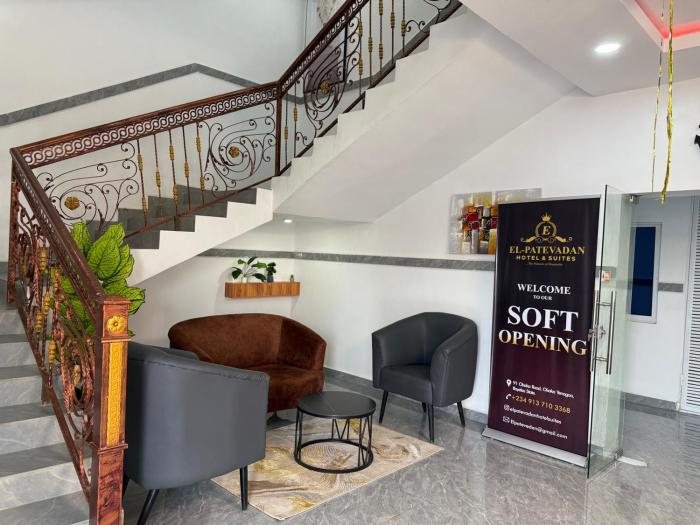 el patevadan hotel and suites